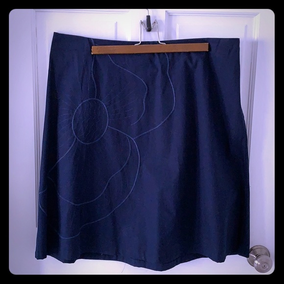 Navy blue embroidered flower skirt. - Picture 1 of 5